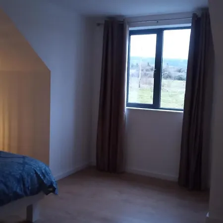 Сasa de vacaciones Geevagh Holiday Home
